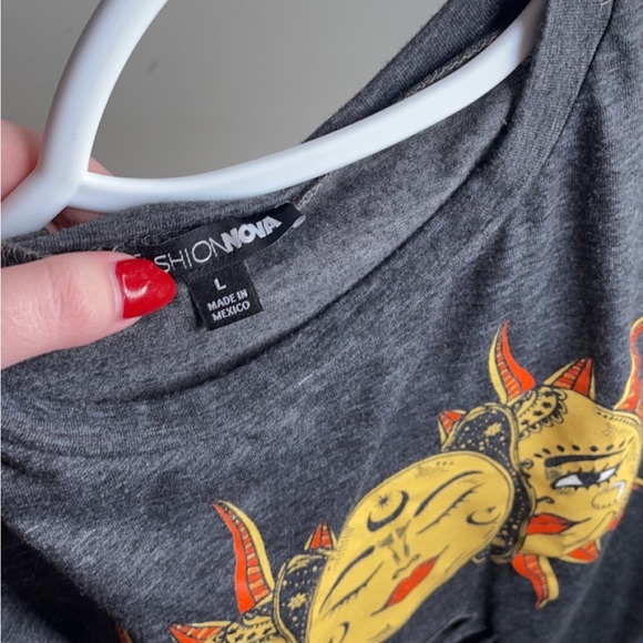 Crop top - Picture 2 of 2